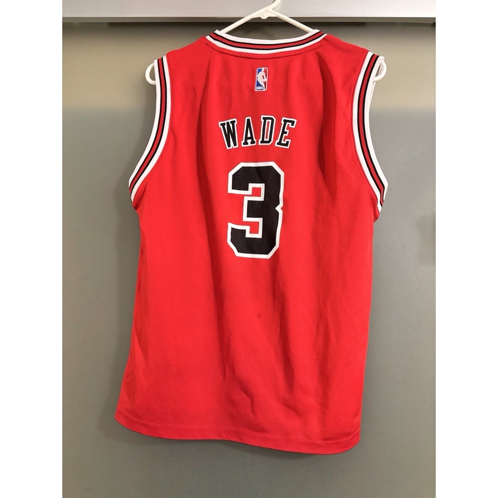 Chicago Bulls Wade 3 Boys Size Large